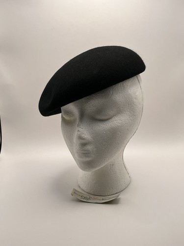 Vtg women doeskin felt - women’s,